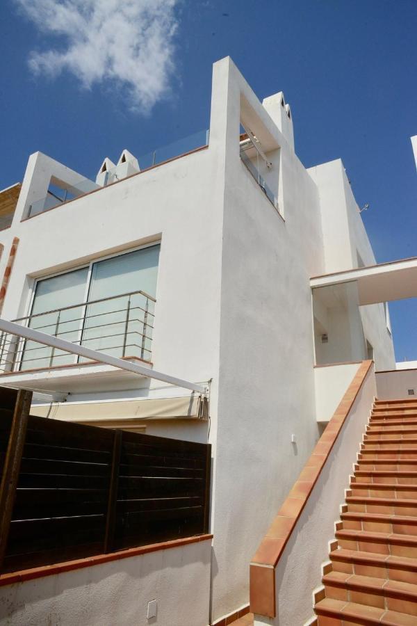 Beachfront Duplex With Terrace And Sea Views - Cadaqués Exterior foto